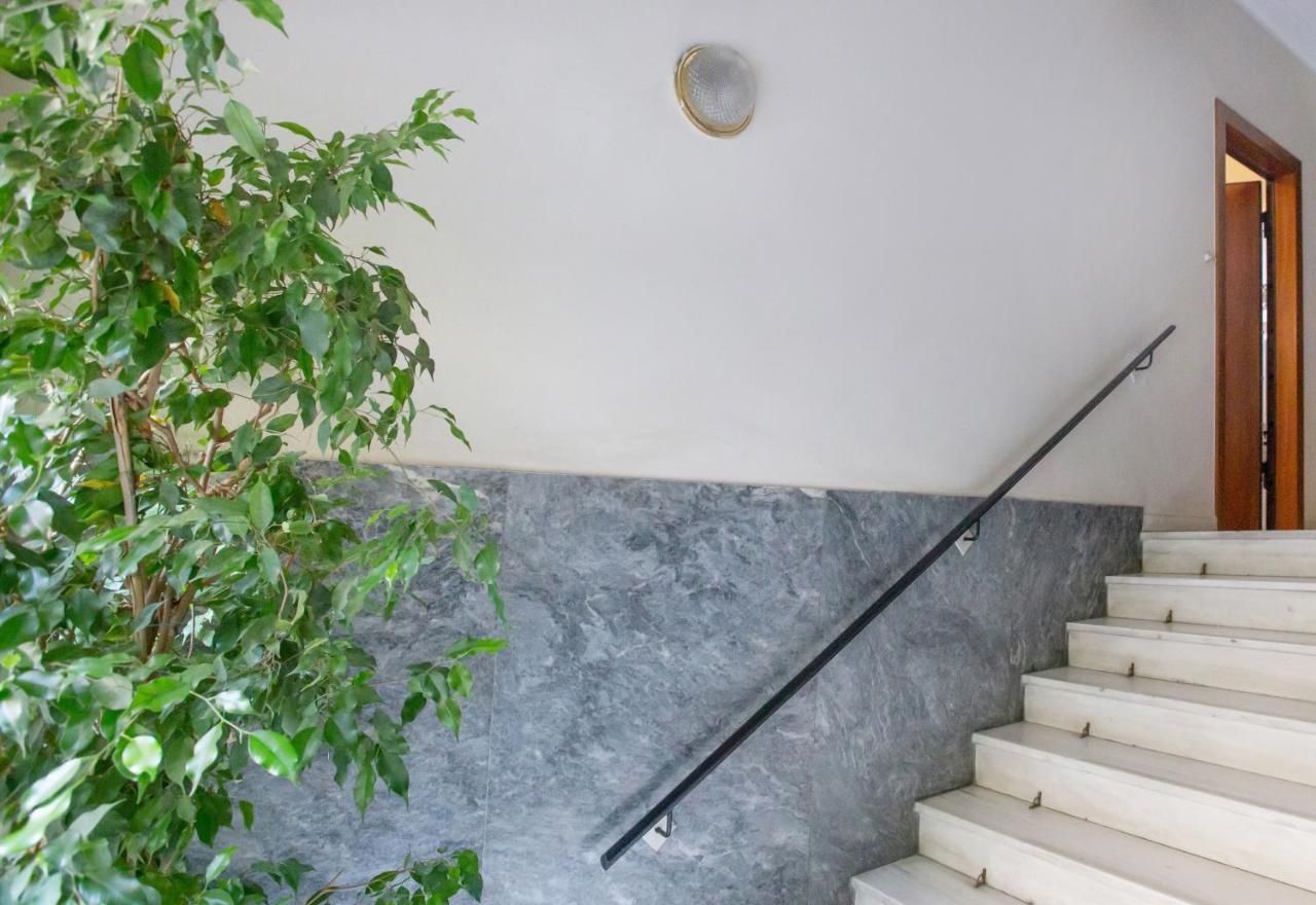Isora Apartment By Ghh Athens Exterior photo